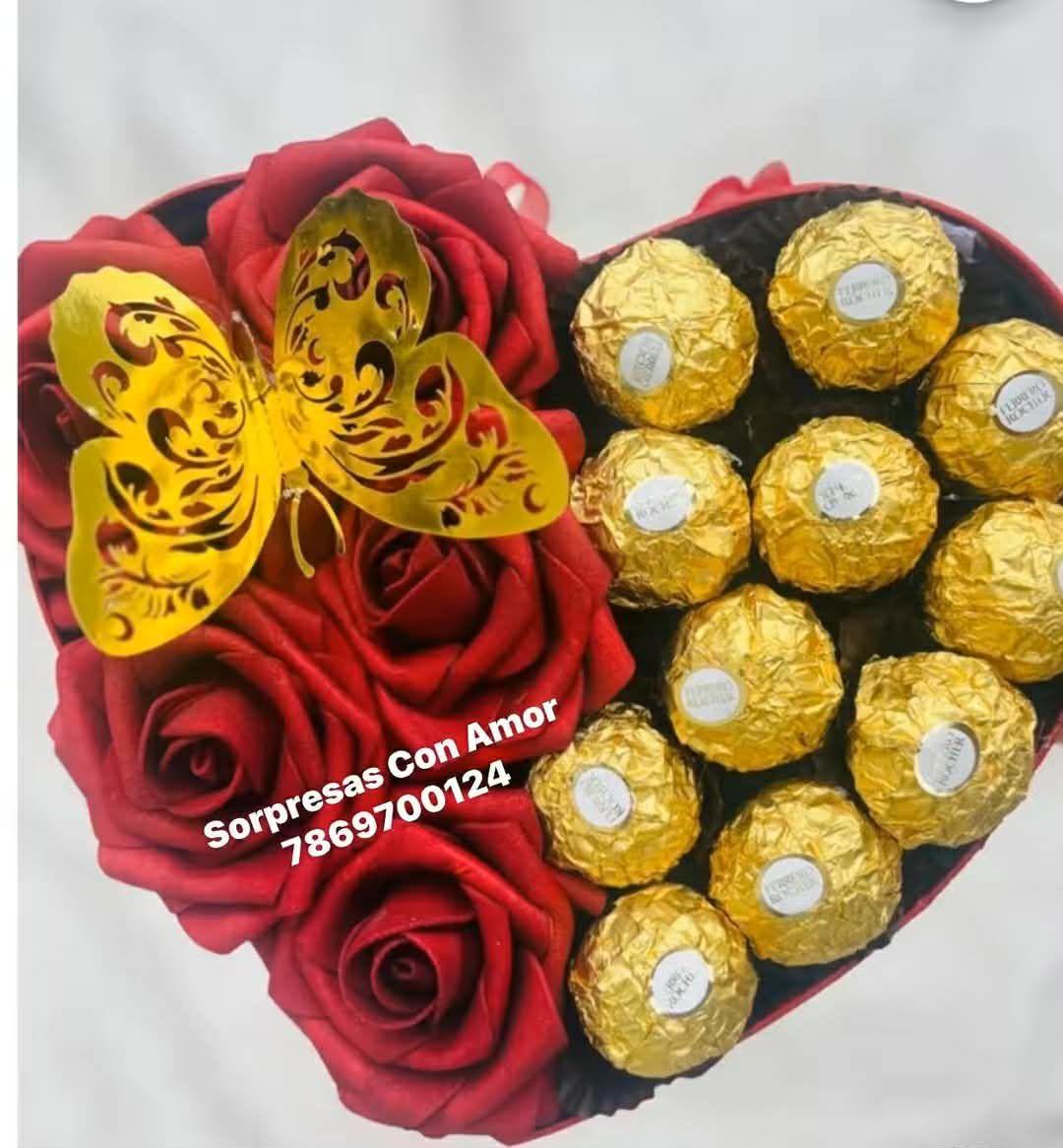 Personajes en fiesta de cumpleaños